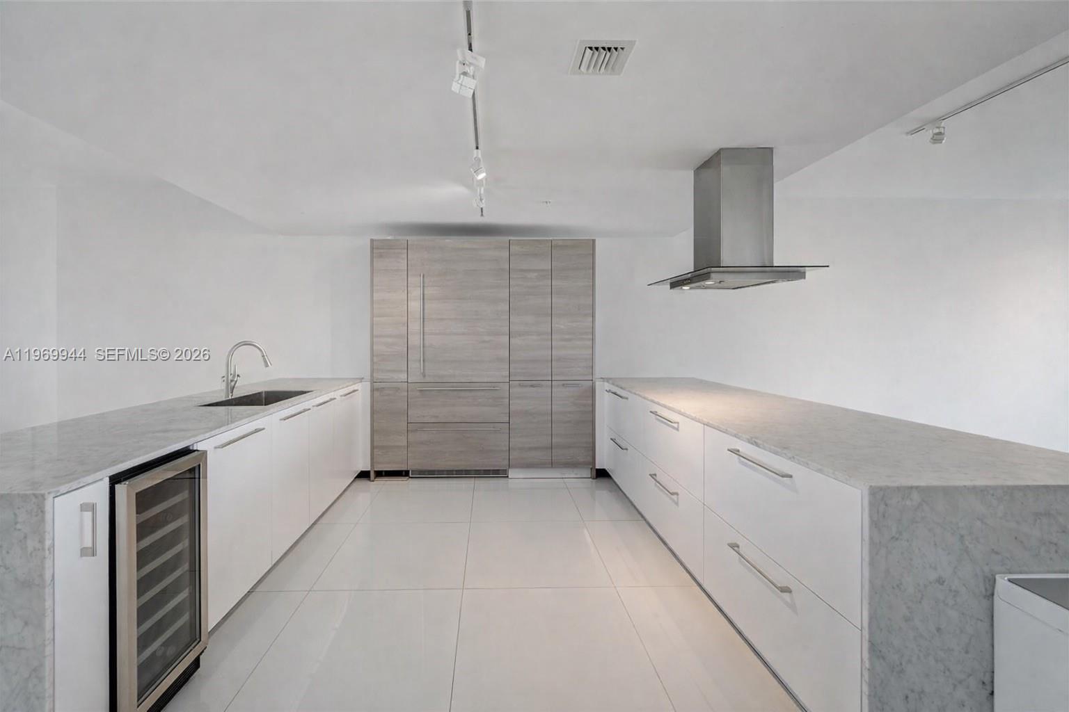 Photo of 400 Sunny Isles Blvd #2004, Sunny Isles Beach, Florida, 33160 -