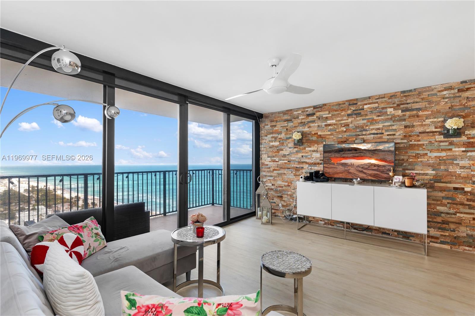 Photo of 2101 Ocean Dr  #2804, Hollywood, Florida, 33019 - 