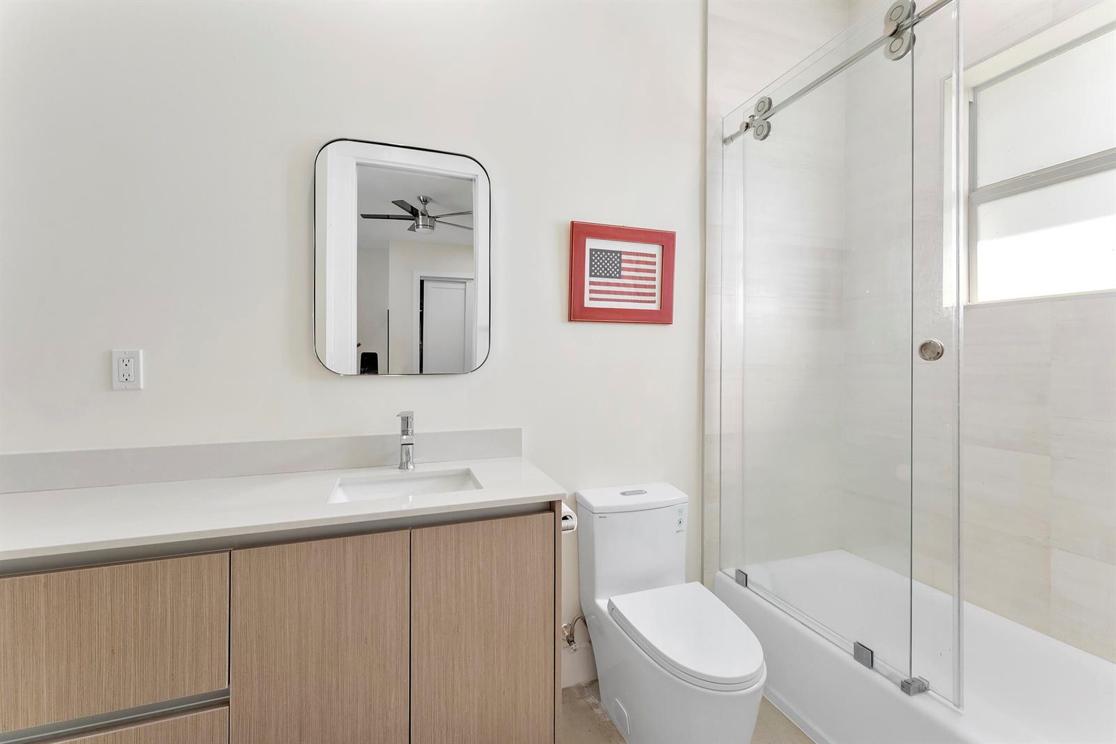 Ver detalles 19921 5 / 3 2772 sq. ft. $ 2026-09-02 0 foto