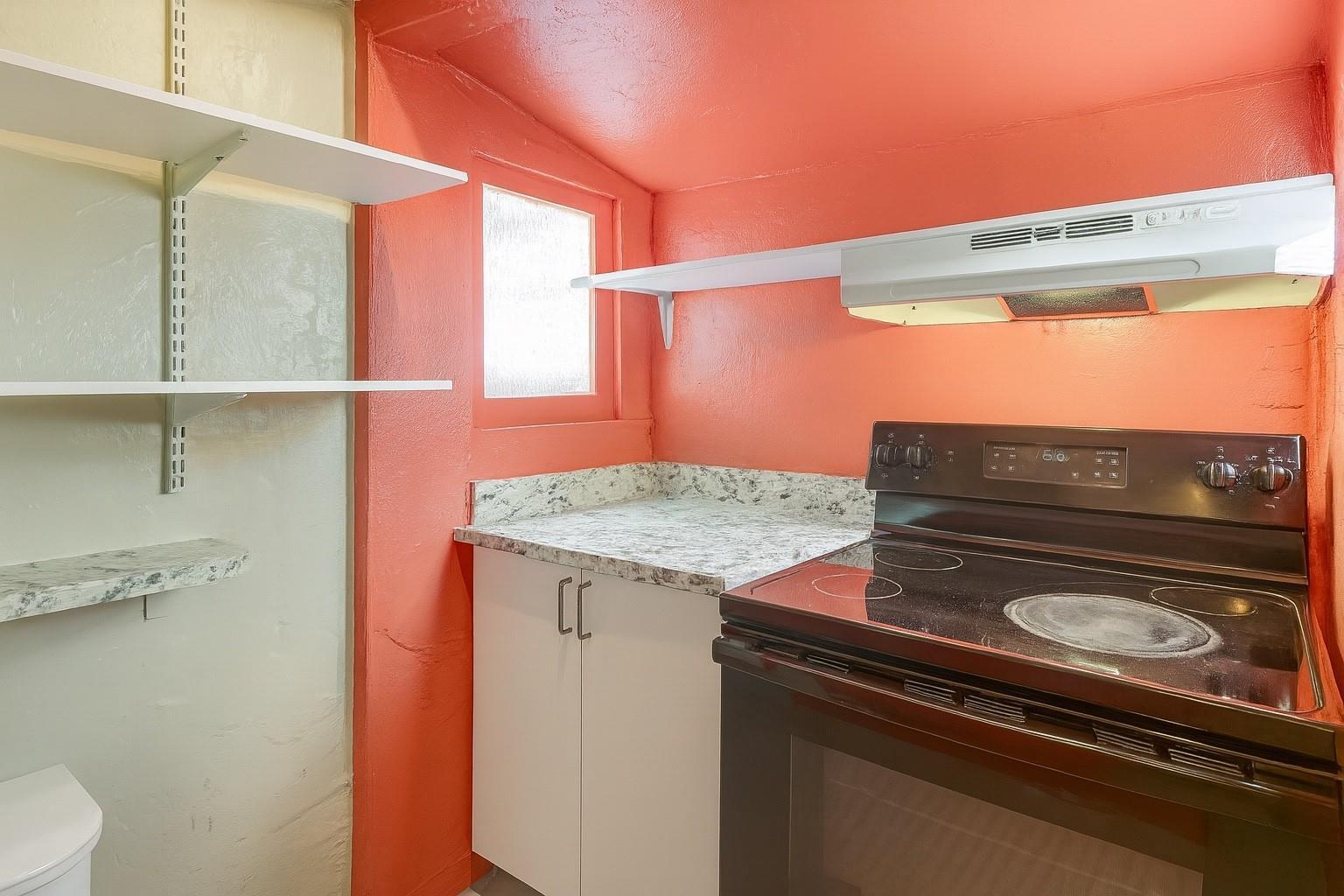 See details / 0 1215 sq. ft. $ 2026-06-16 0 Photo