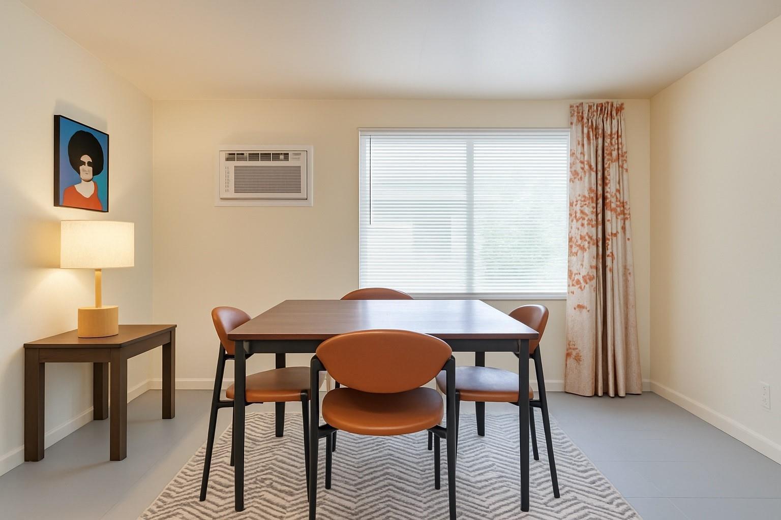 See details / 0 1215 sq. ft. $ 2026-06-16 0 Photo