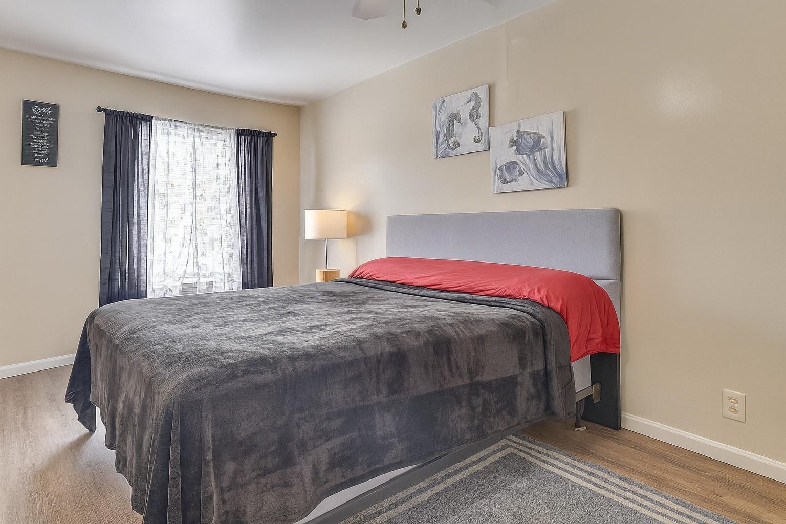 See details / 0 1215 sq. ft. $ 2026-06-16 0 Photo