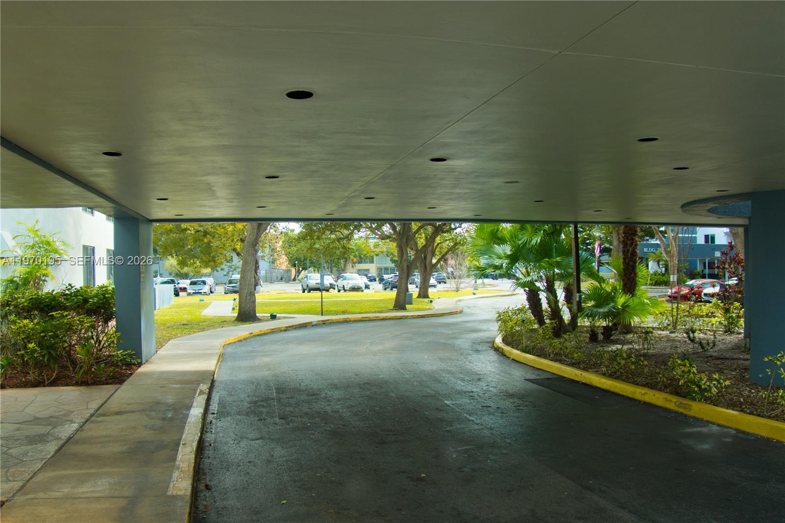 311 1 / 2 830 sq. ft. $ 2026-02-23 0 foto