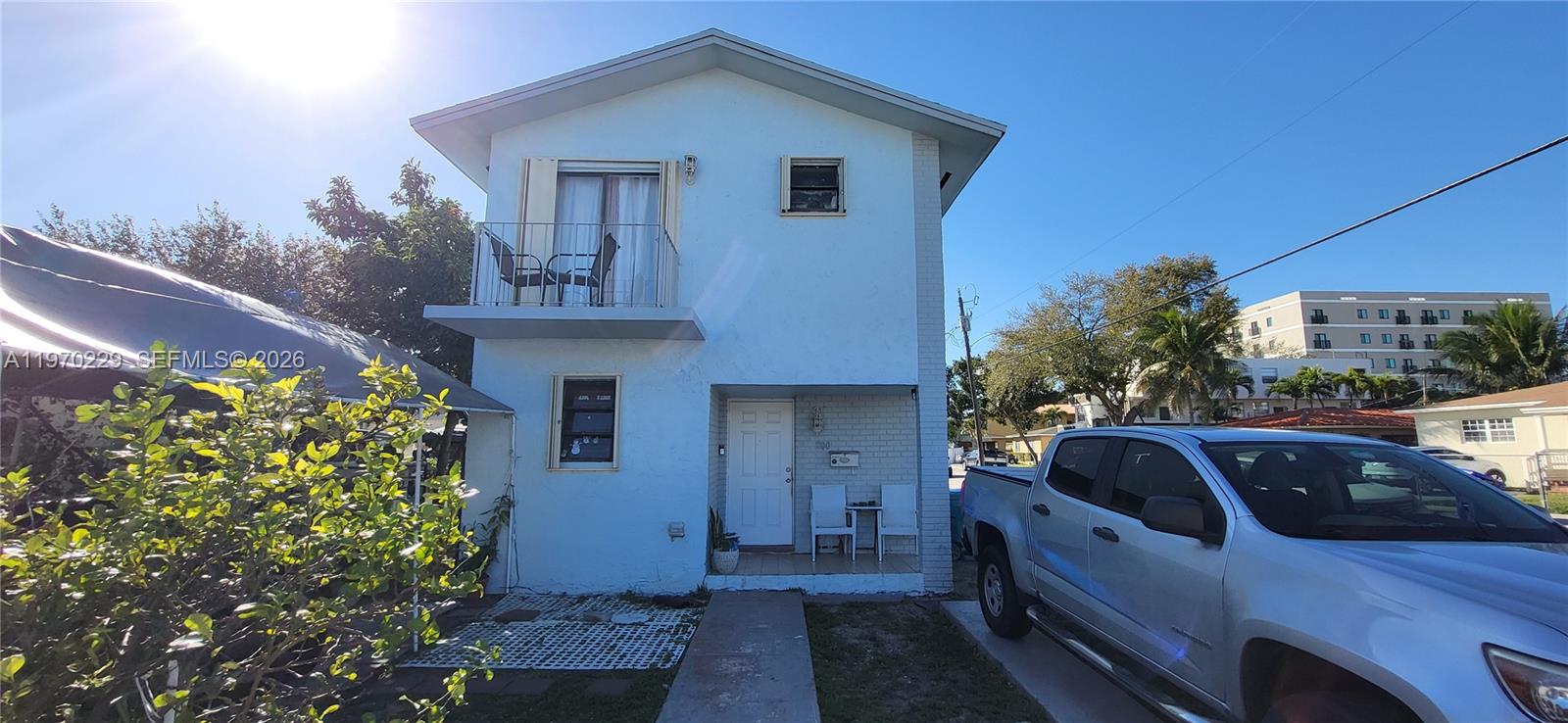   /  1990 кв.футов $ 2026-02-23 0 Фото