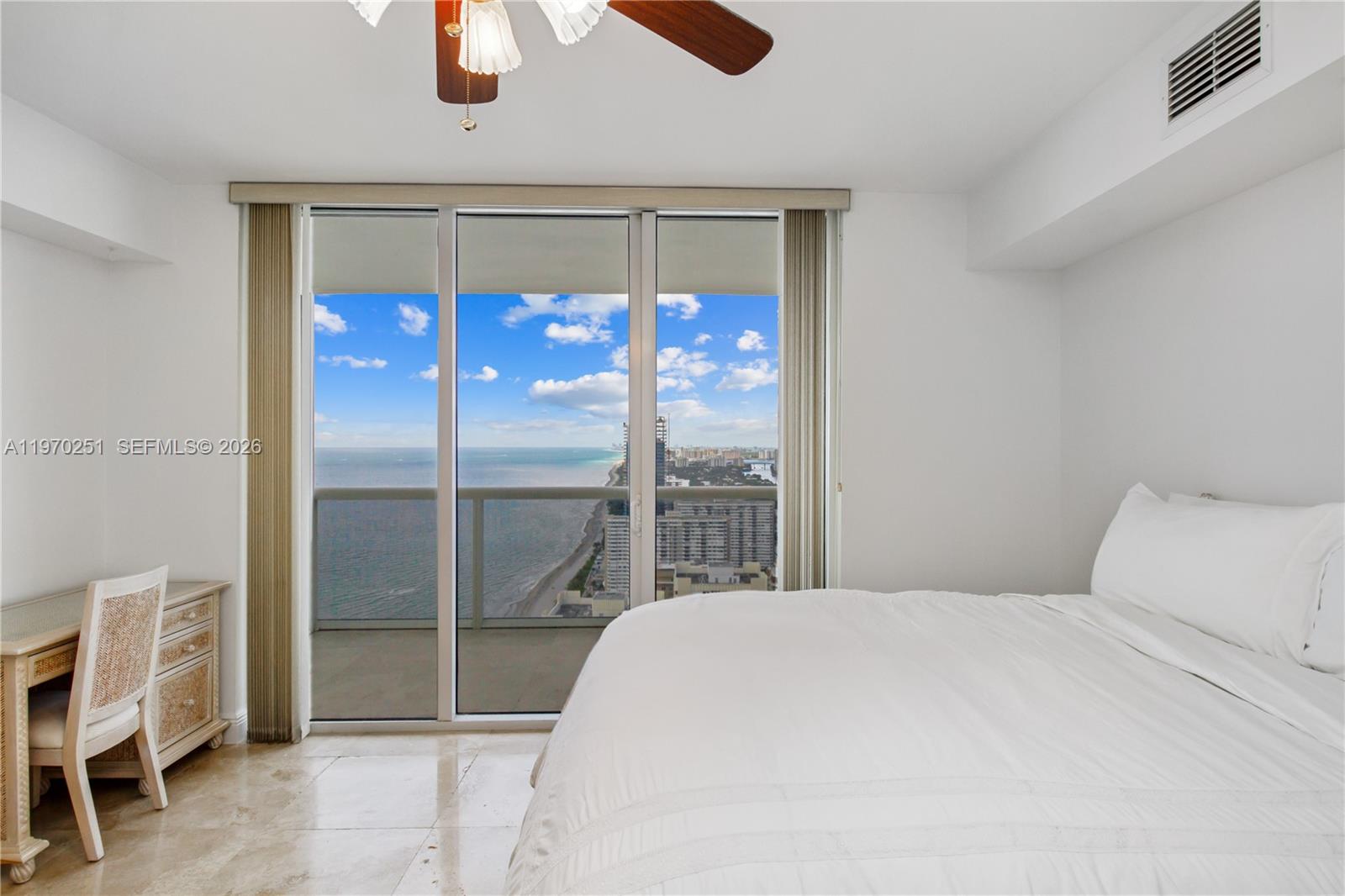 4204 3 / 3 1675 sq. ft. $ 2026-02-23 0 foto
