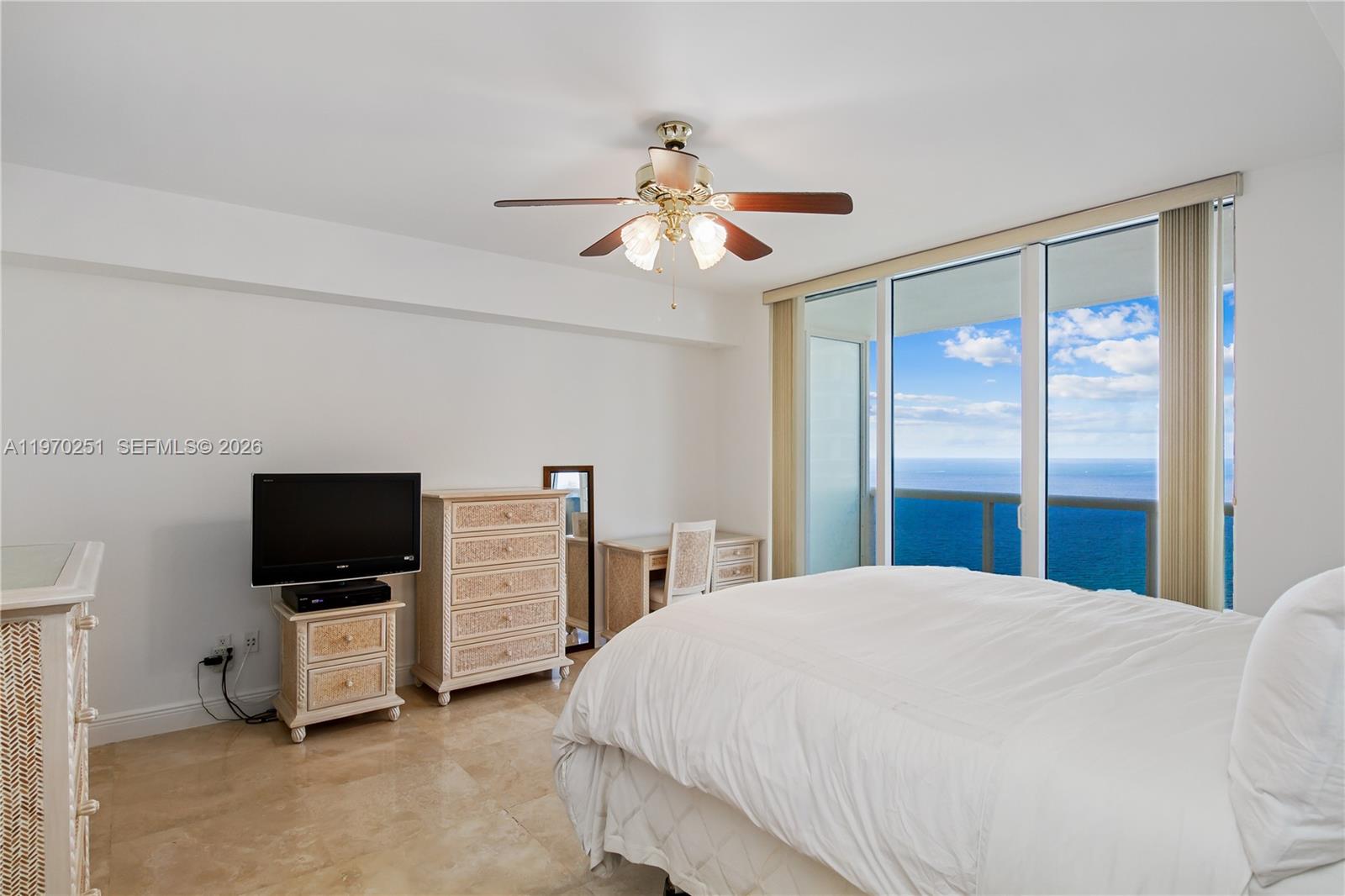 4204 3 / 3 1675 sq. ft. $ 2026-02-23 0 foto