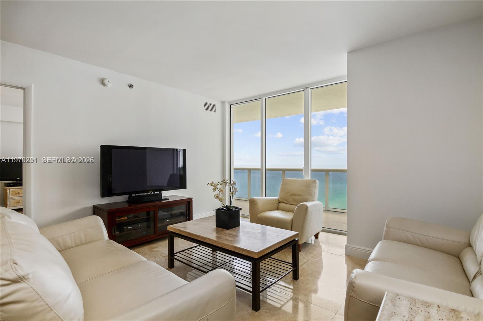 4204 3 / 3 1675 sq. ft. $ 2026-02-23 0 foto