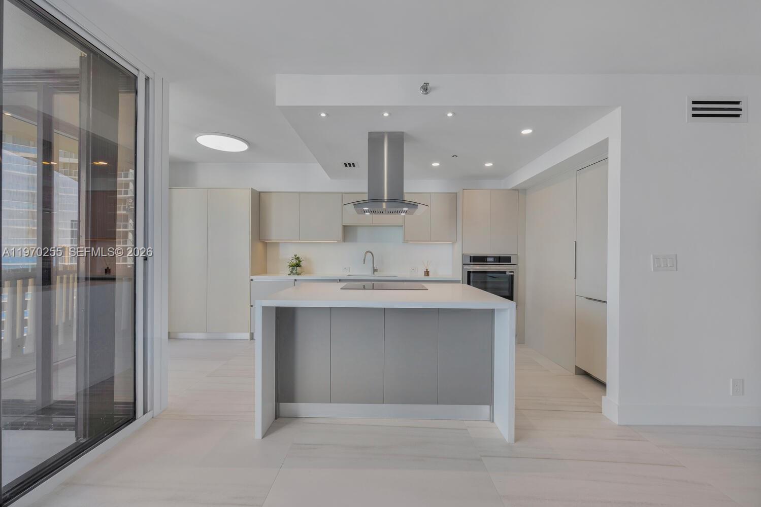 2504 2 / 2 1607 кв.футов $ 2026-02-23 0 Фото