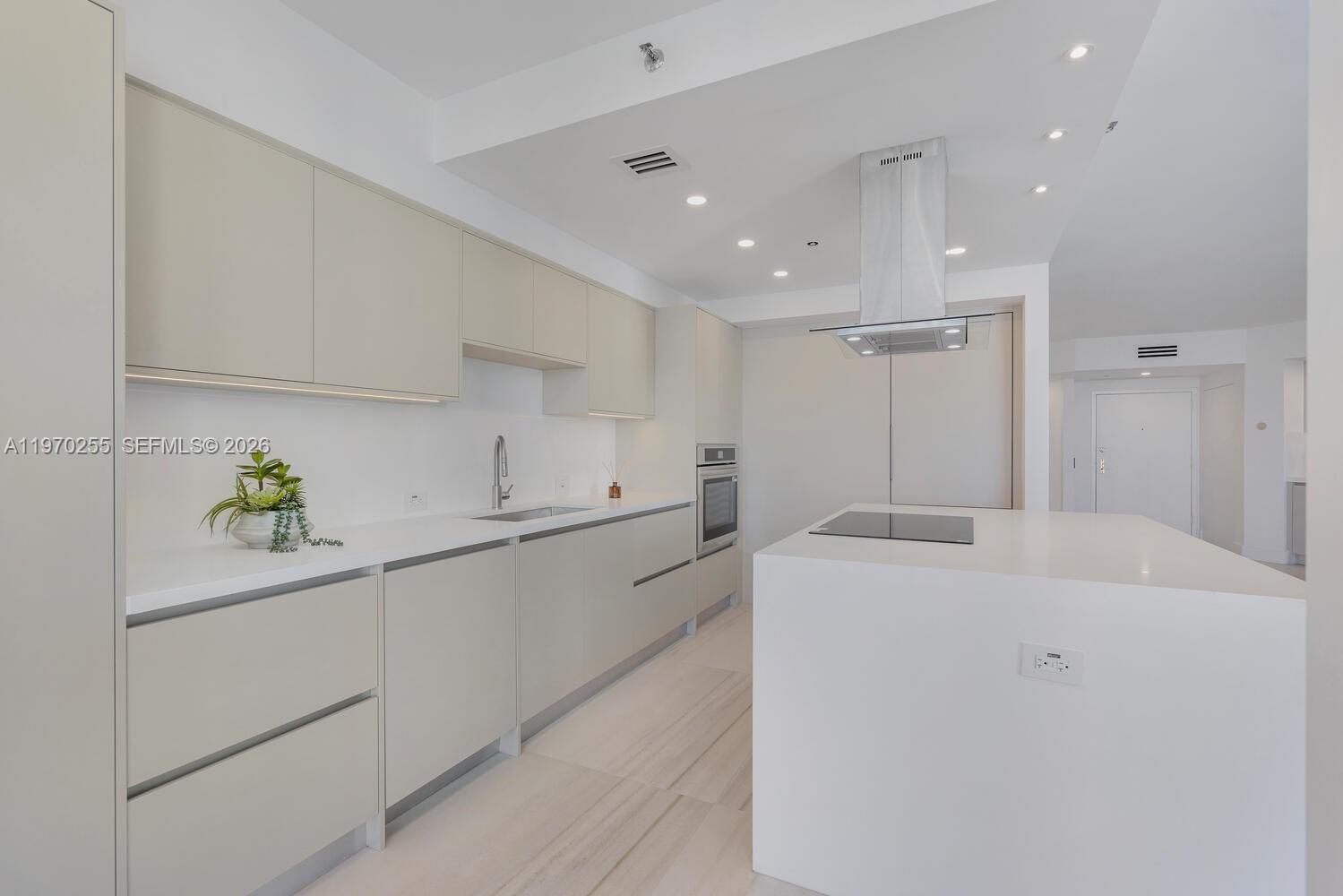 2504 2 / 2 1607 кв.футов $ 2026-02-23 0 Фото