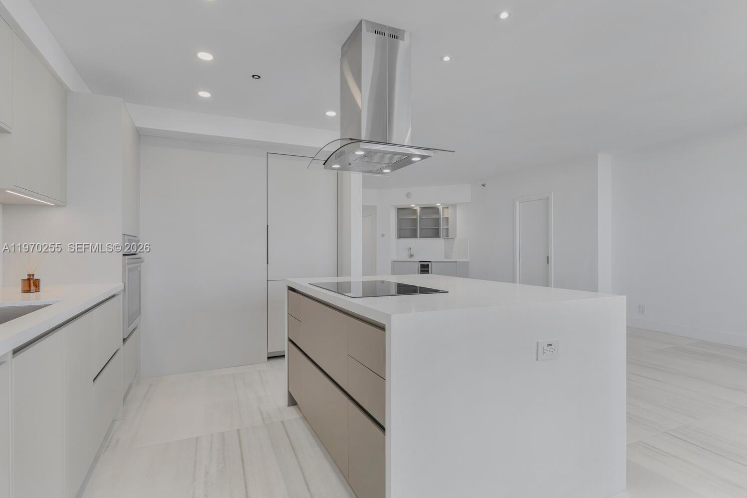 2504 2 / 2 1607 кв.футов $ 2026-02-23 0 Фото