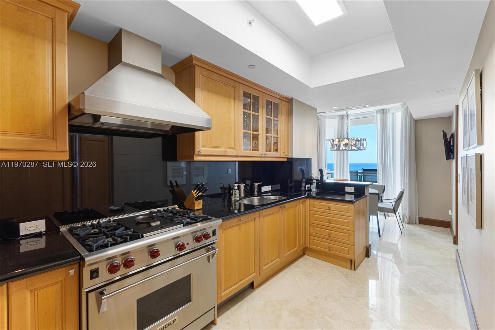 2402 3 / 3 2214 кв.футов $ 2026-02-23 0 Фото