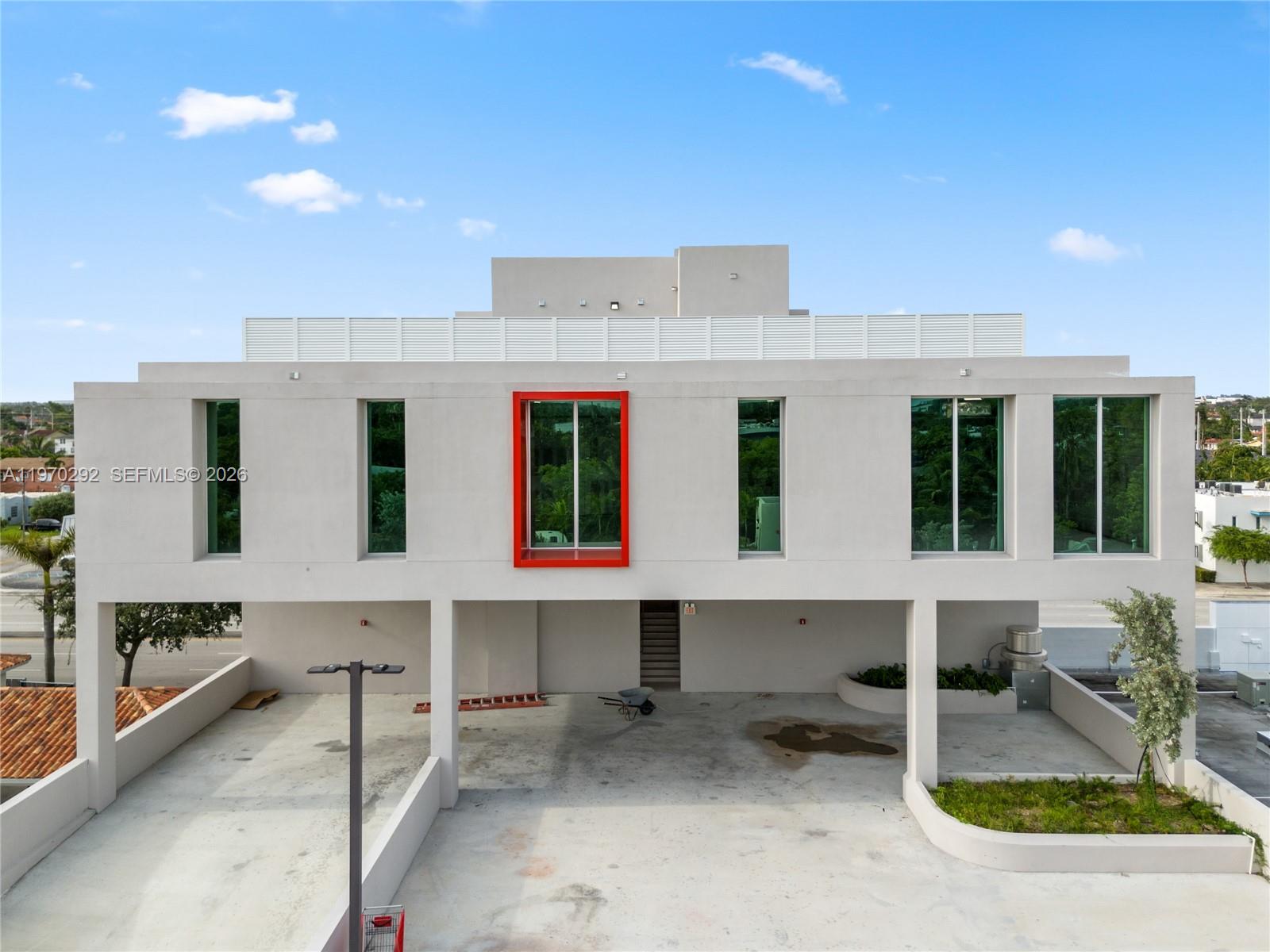   /   sq. ft. $ 2026-02-23 0 foto