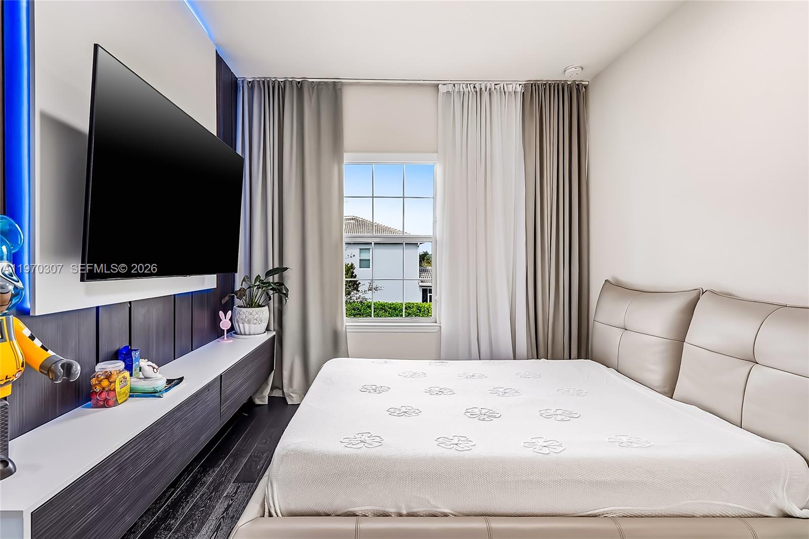 4566 4 / 3 2152 sq. ft. $ 2026-02-23 0 foto