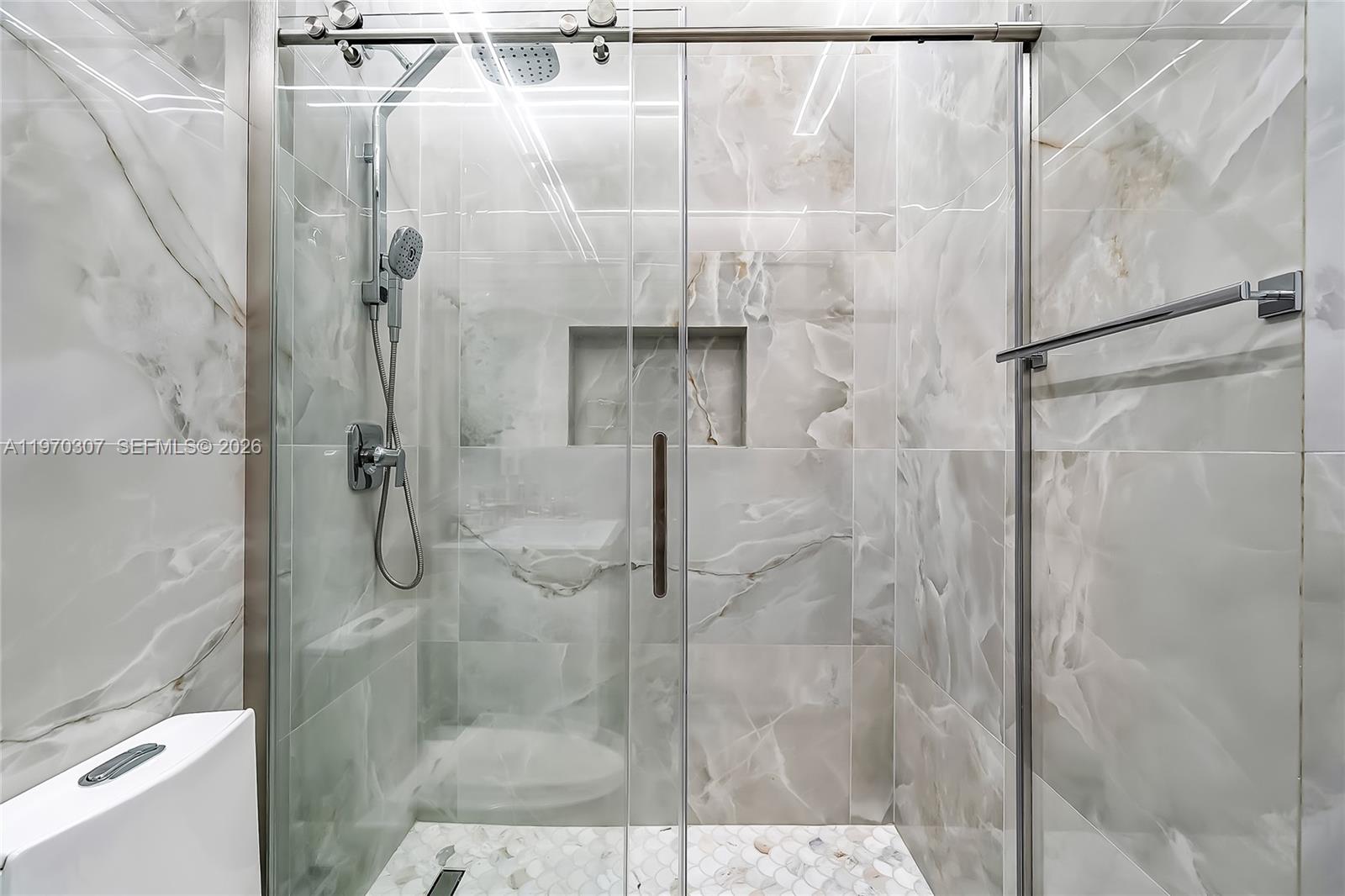 4566 4 / 3 2152 sq. ft. $ 2026-02-23 0 foto