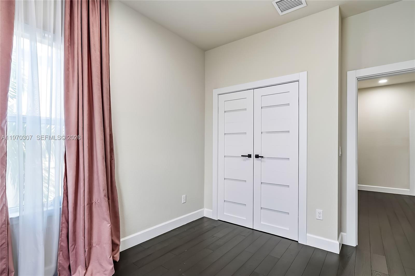 4566 4 / 3 2152 sq. ft. $ 2026-02-23 0 foto