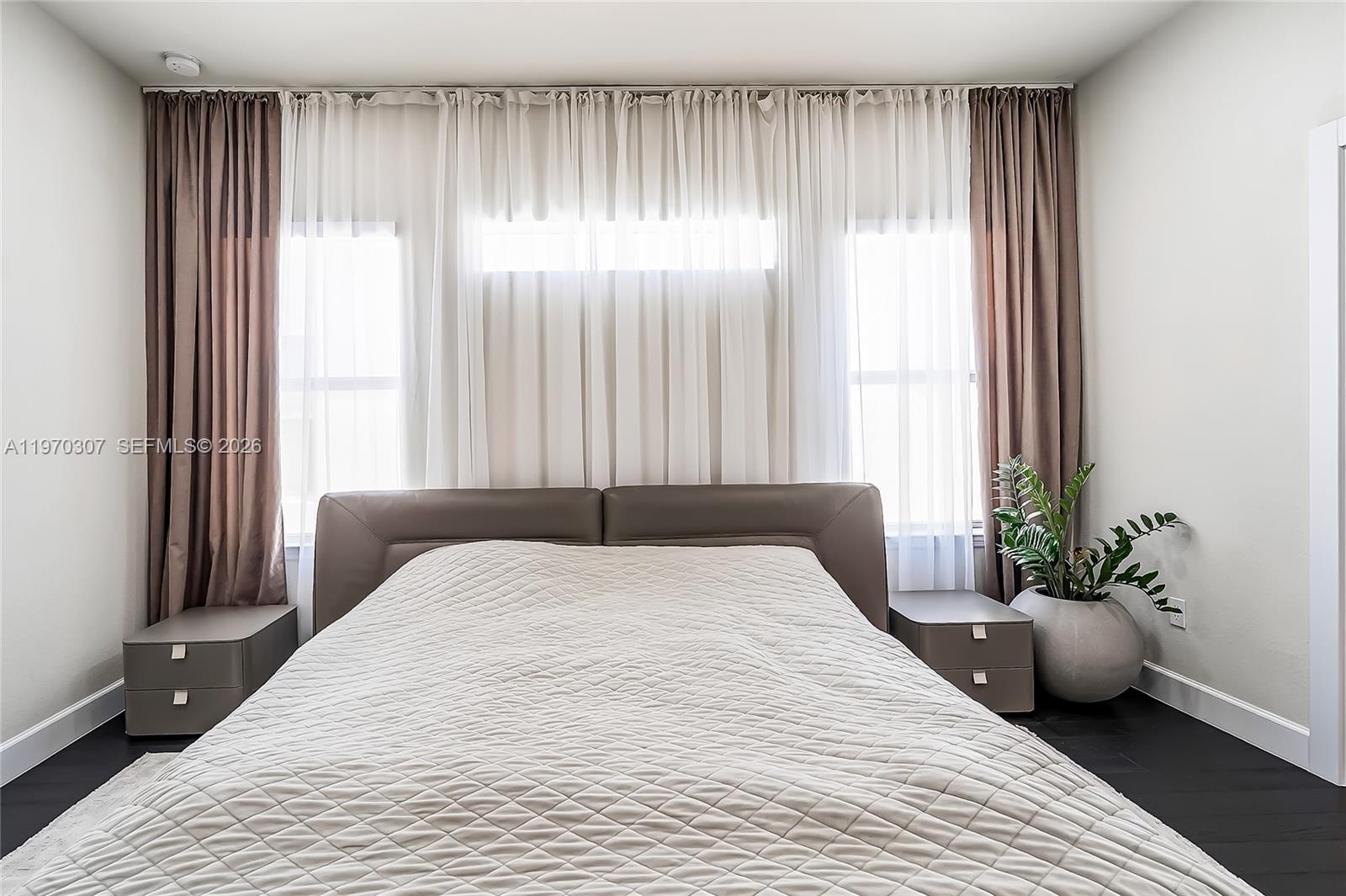 4566 4 / 3 2152 sq. ft. $ 2026-02-23 0 foto