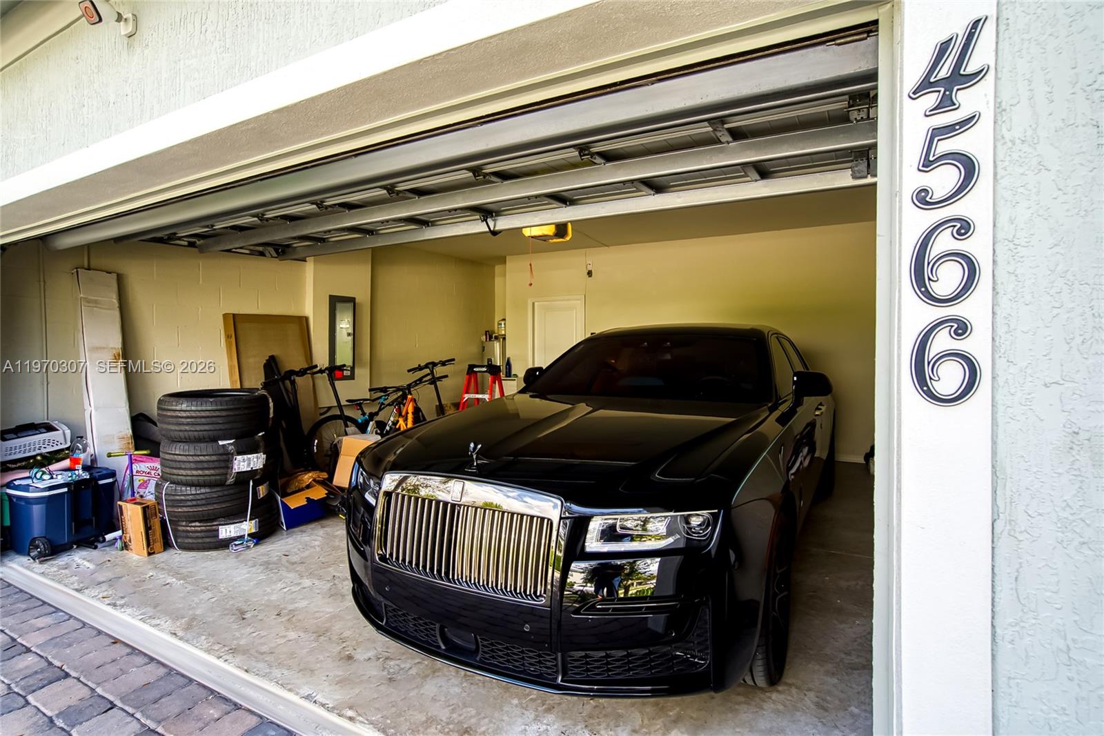 4566 4 / 3 2152 sq. ft. $ 2026-02-23 0 foto