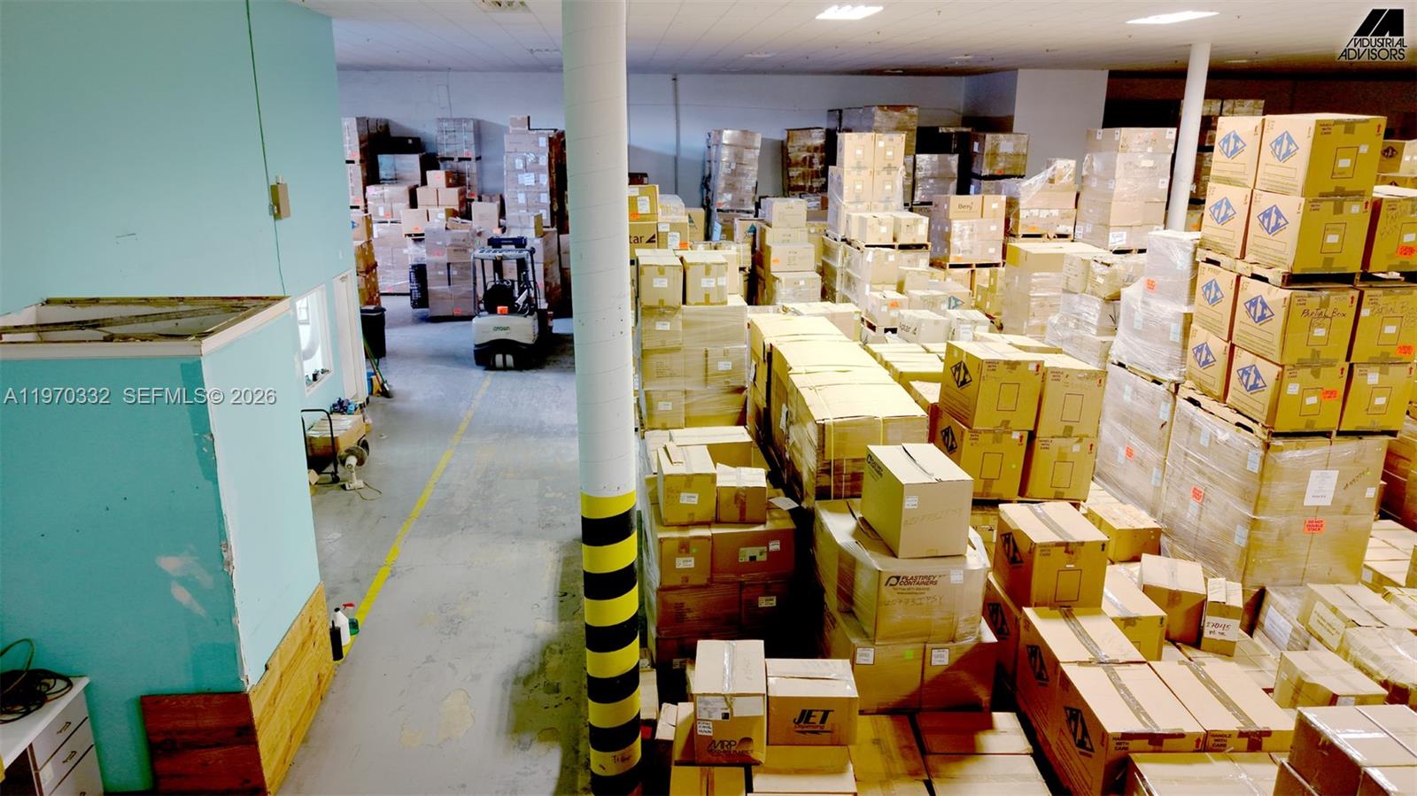   /   sq. ft. $ 2026-02-23 0 foto