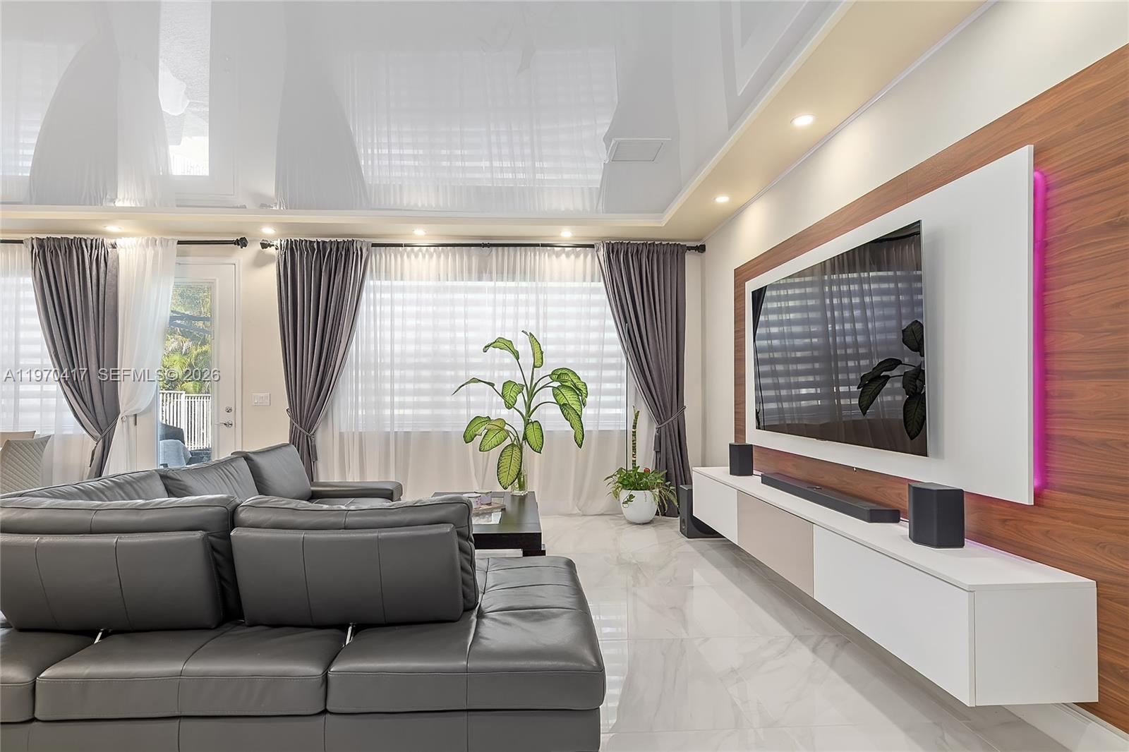 1475 3 / 3 1824 sq. ft. $ 2026-02-23 0 Photo