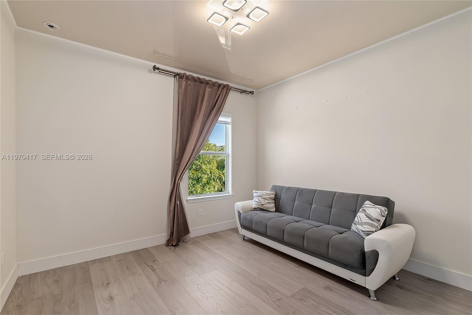 1475 3 / 3 1824 sq. ft. $ 2026-02-23 0 Photo