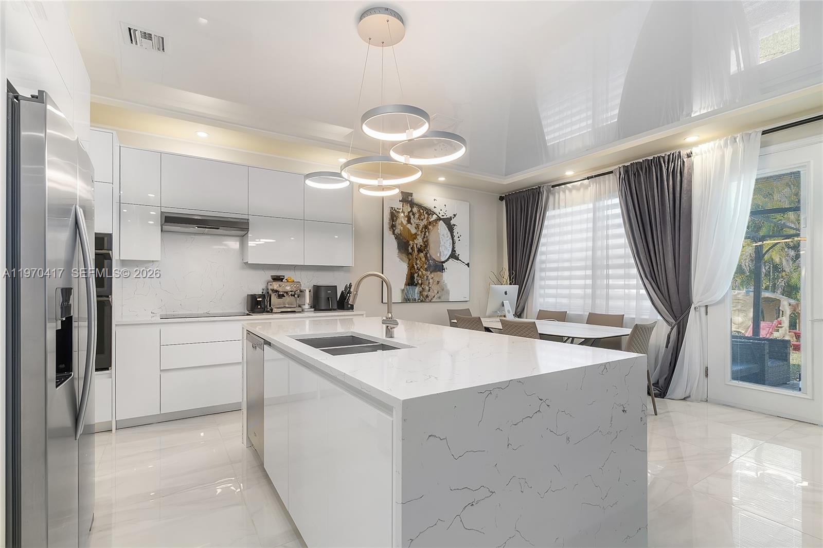 1475 3 / 3 1824 sq. ft. $ 2026-02-23 0 Photo