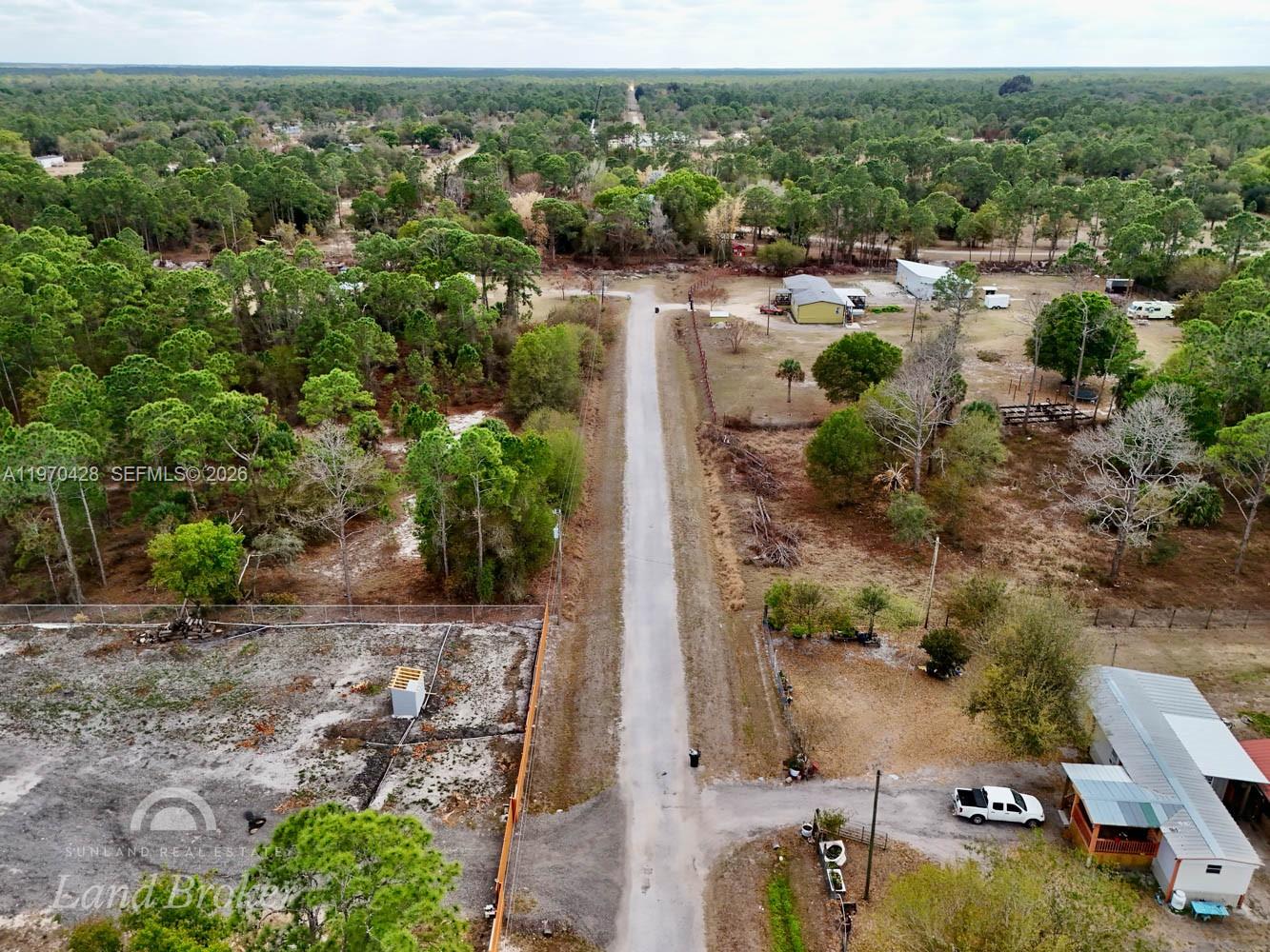   /   кв.футов $ 2026-02-23 0 Фото