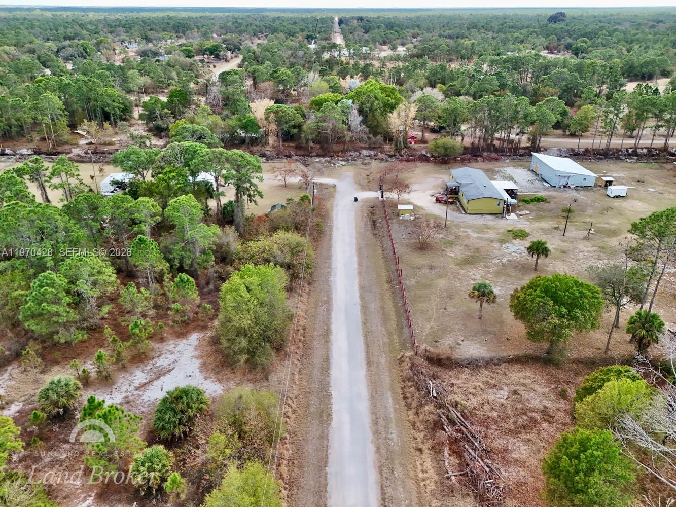   /   кв.футов $ 2026-02-23 0 Фото