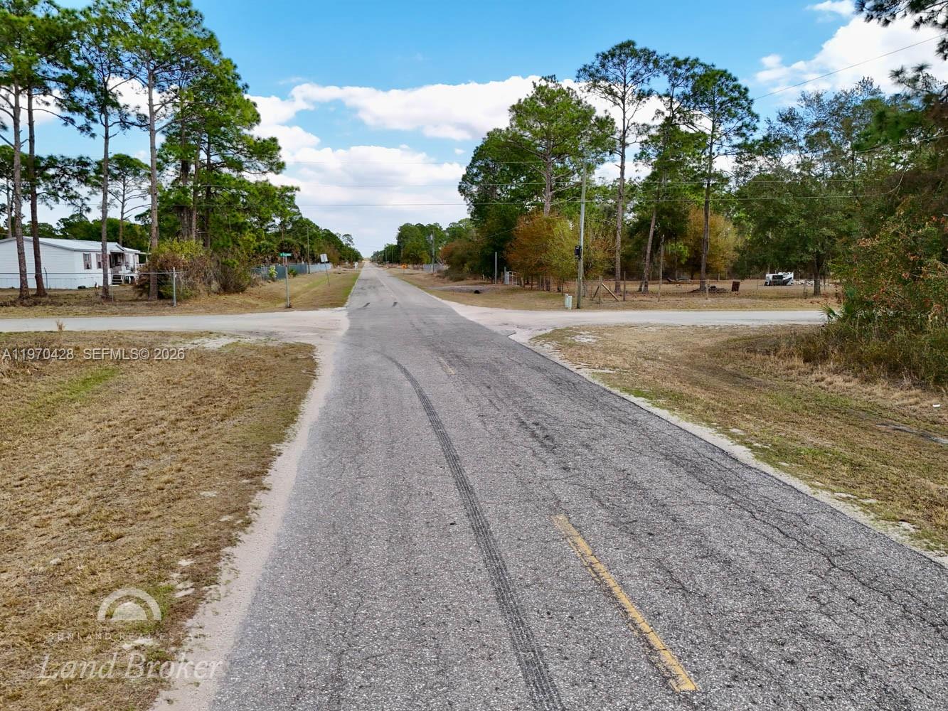   /   кв.футов $ 2026-02-23 0 Фото