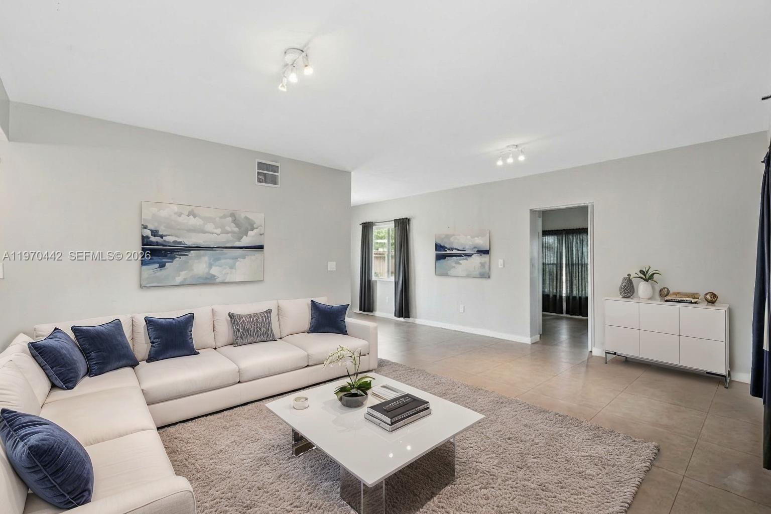   /  2074 sq. ft. $ 2026-02-23 0 foto