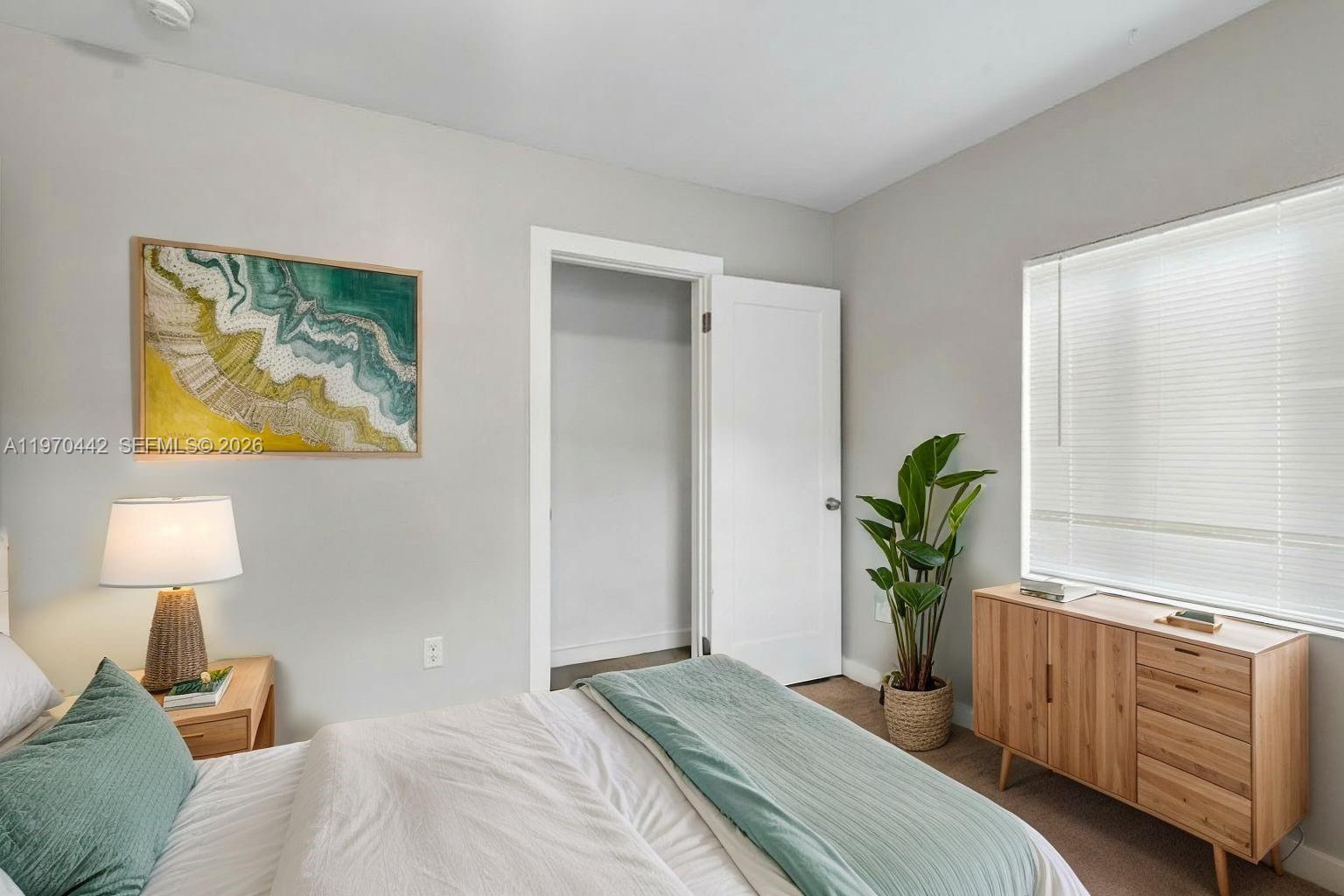   /  2074 sq. ft. $ 2026-02-23 0 foto