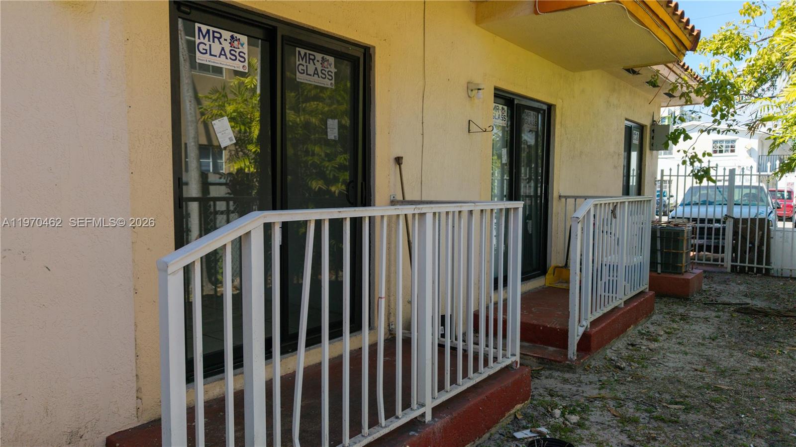 5  /   кв.футов $ 2026-02-23 0 Фото