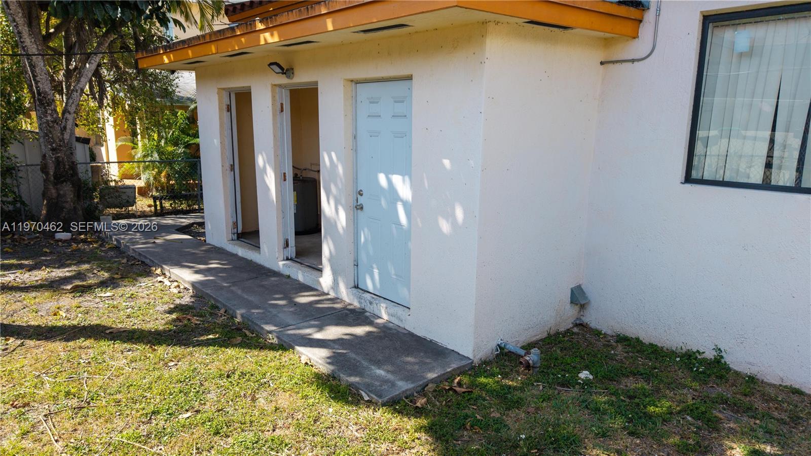 5  /   кв.футов $ 2026-02-23 0 Фото