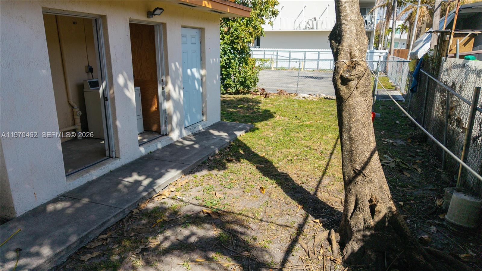 5  /   кв.футов $ 2026-02-23 0 Фото