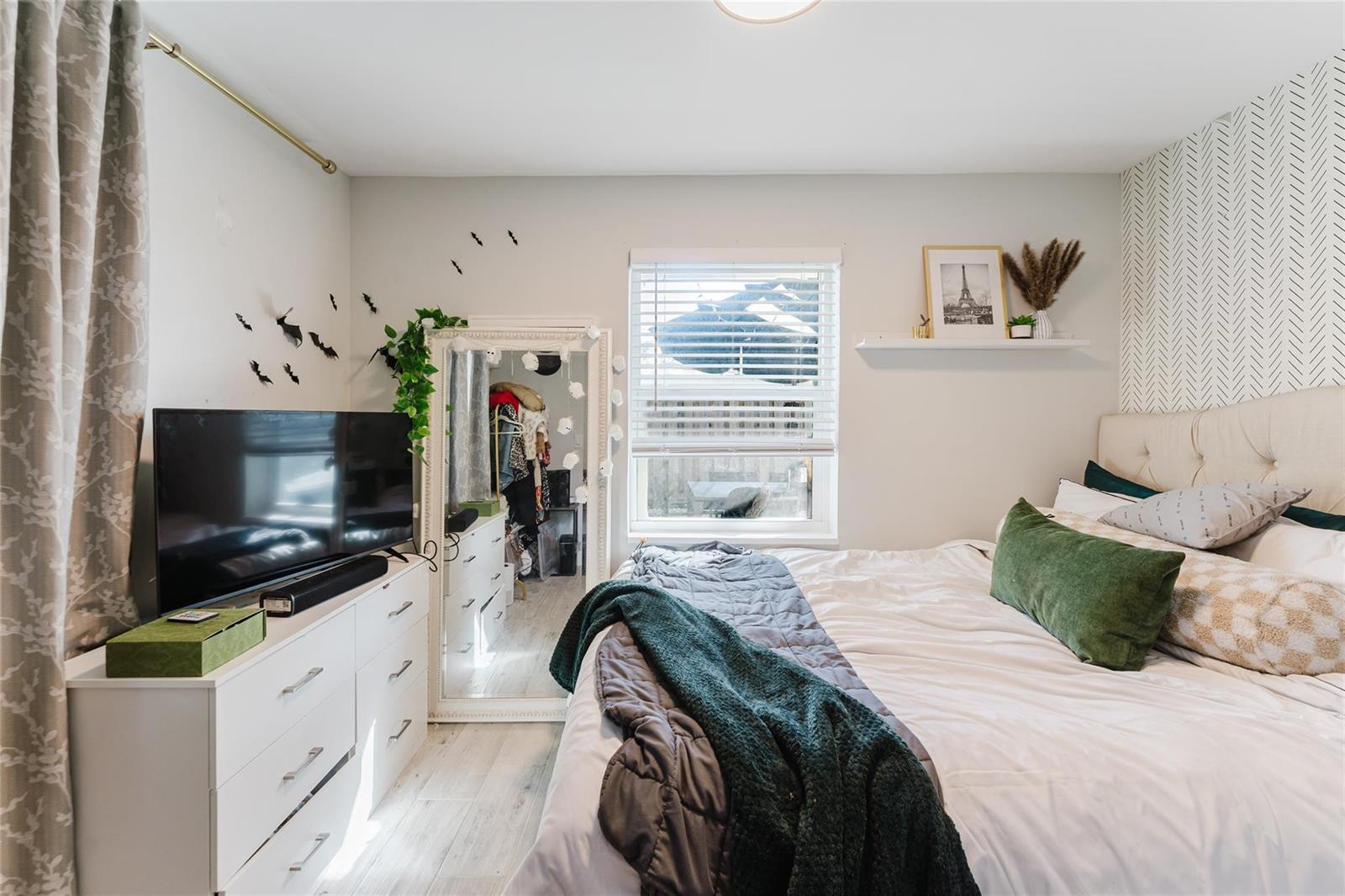   / 0 1328 sq. ft. $ 2026-06-21 0 foto