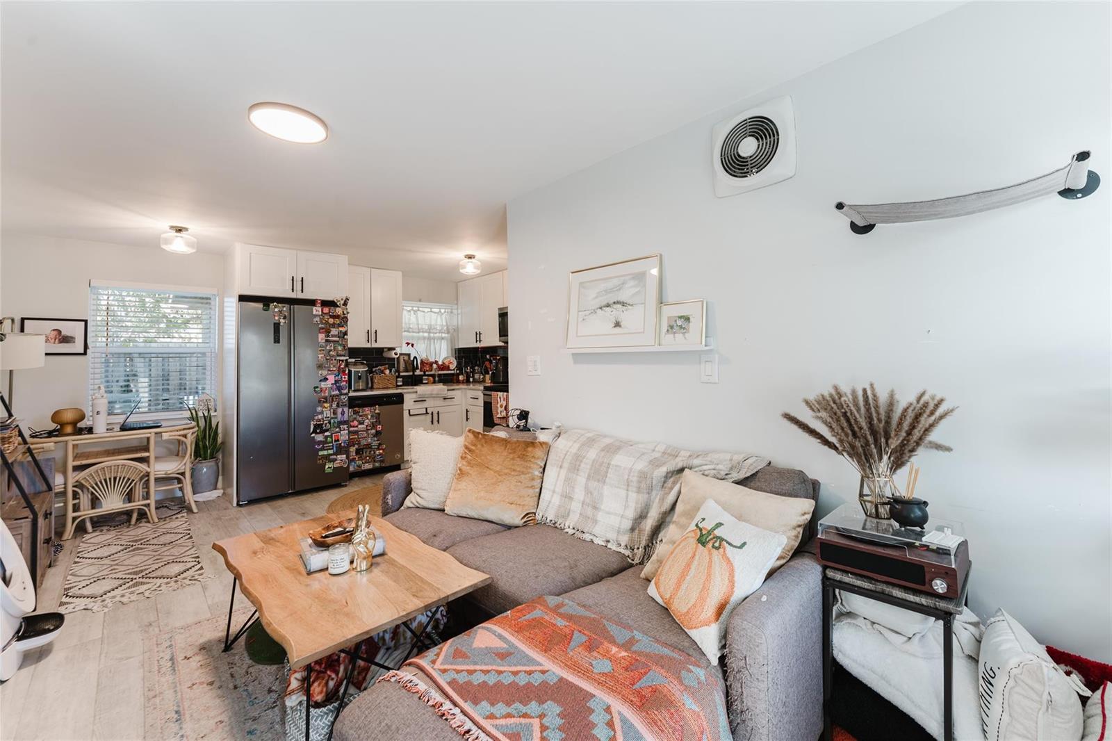   / 0 1328 sq. ft. $ 2026-06-21 0 foto