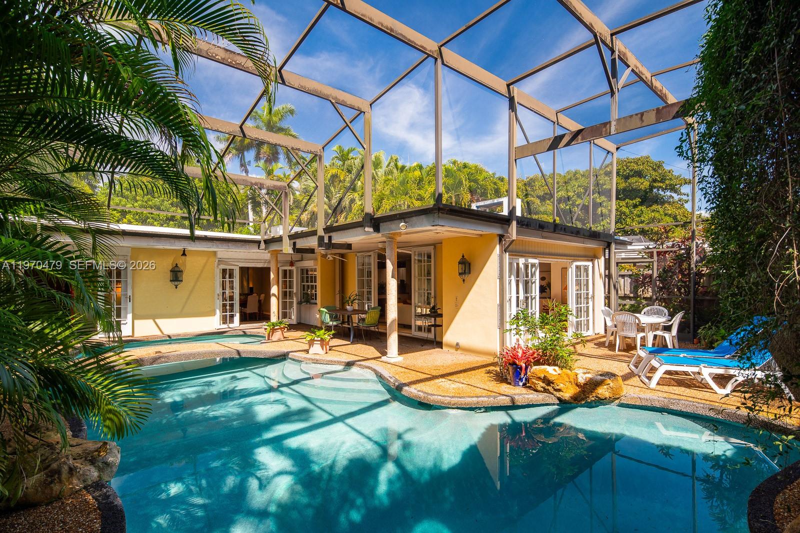   /   кв.футов $ 2026-02-23 0 Фото