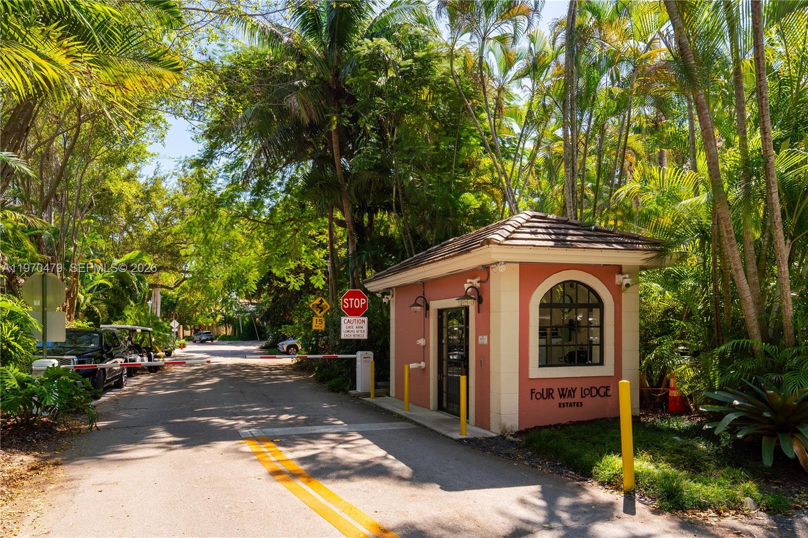   /   кв.футов $ 2026-02-23 0 Фото