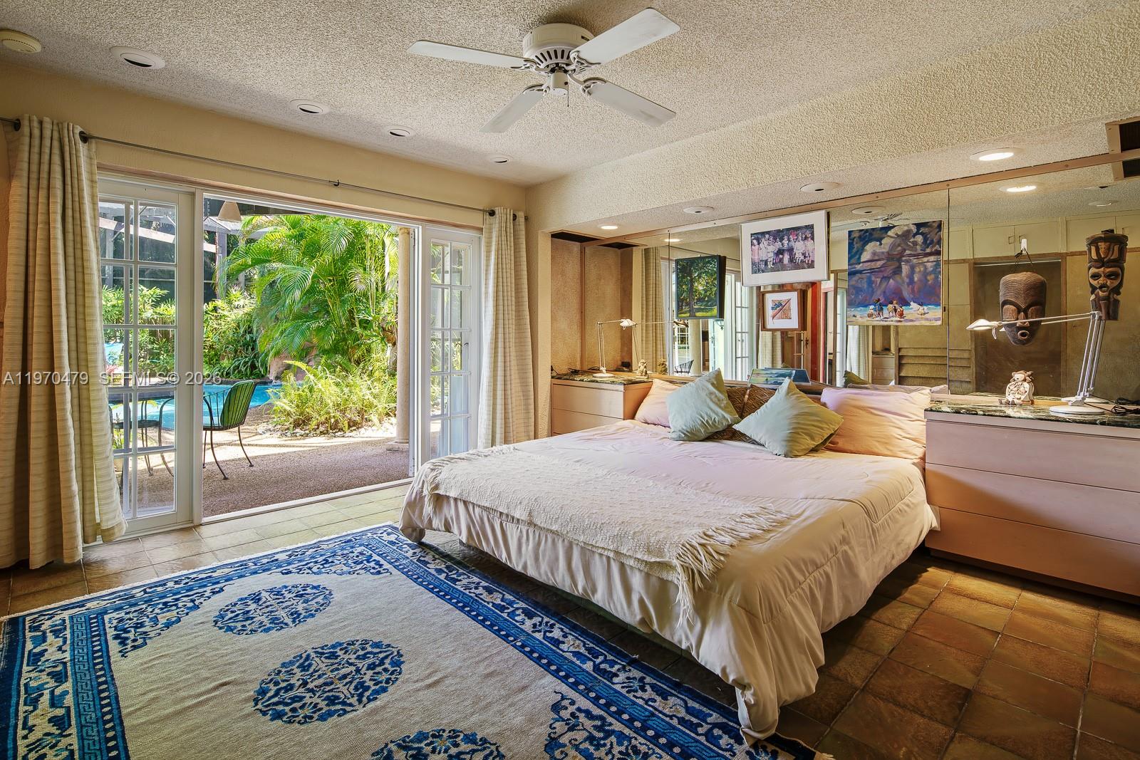   /   кв.футов $ 2026-02-23 0 Фото