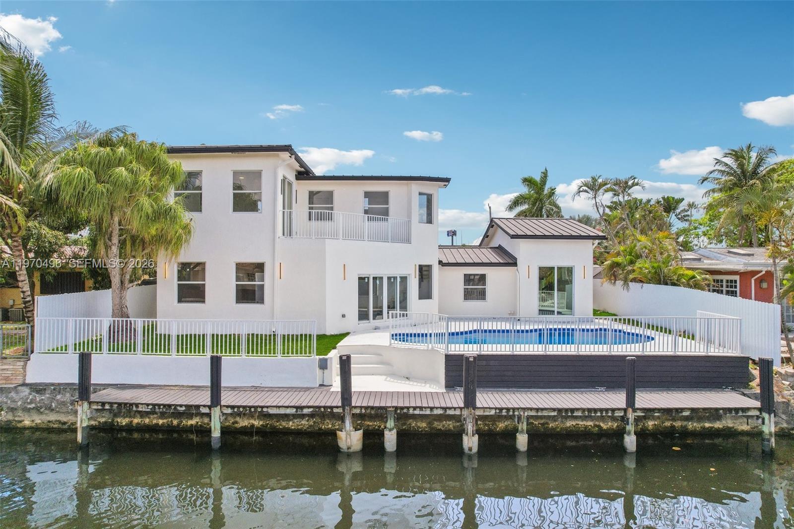   /   кв.футов $ 2026-02-23 0 Фото