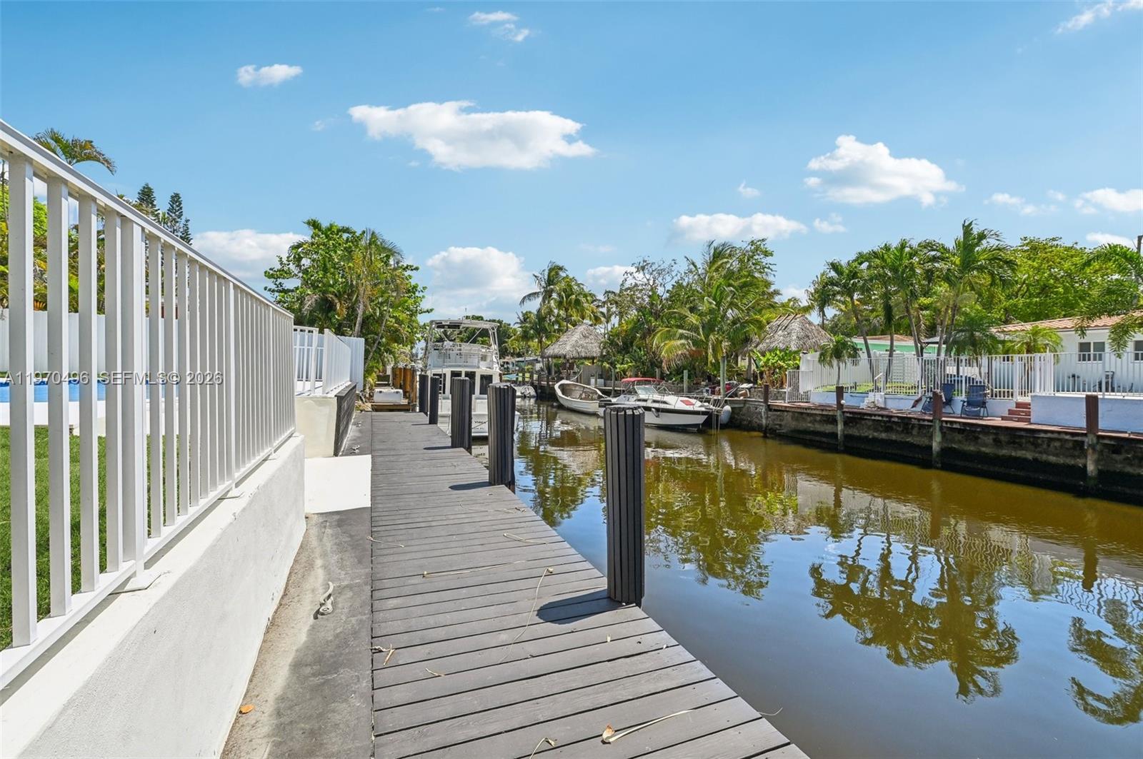   /   кв.футов $ 2026-02-23 0 Фото