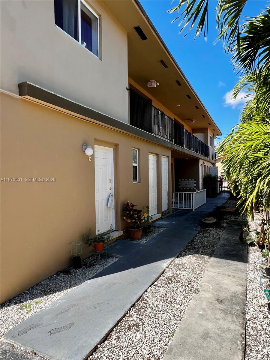   /   кв.футов $ 2026-02-23 0 Фото