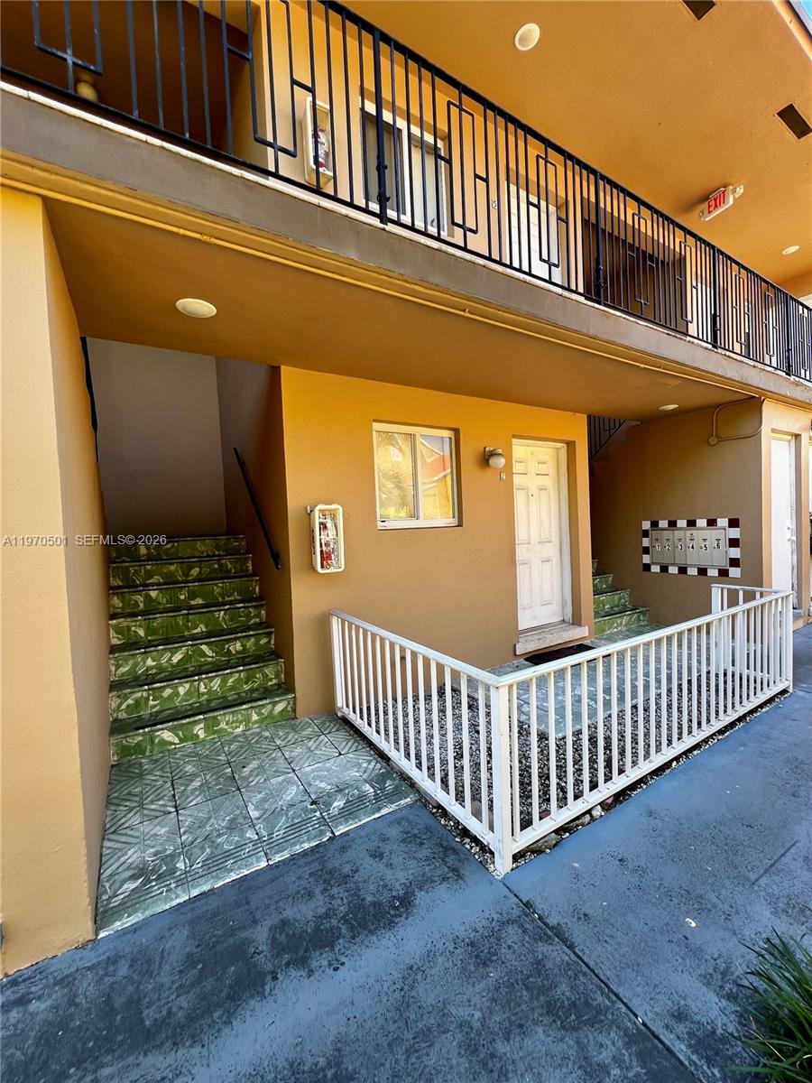   /   кв.футов $ 2026-02-23 0 Фото