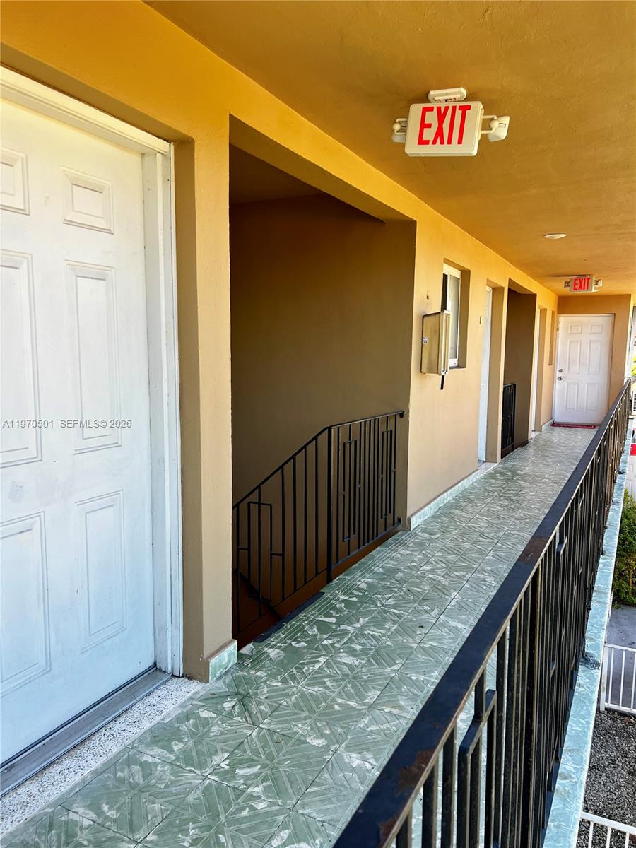   /   кв.футов $ 2026-02-23 0 Фото