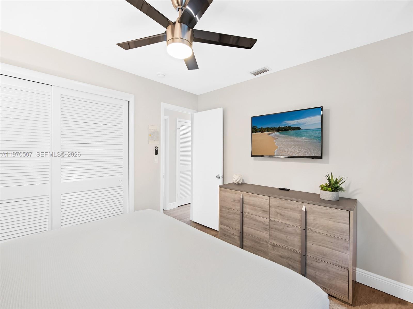   /  4032 кв.футов $ 2026-02-23 0 Фото