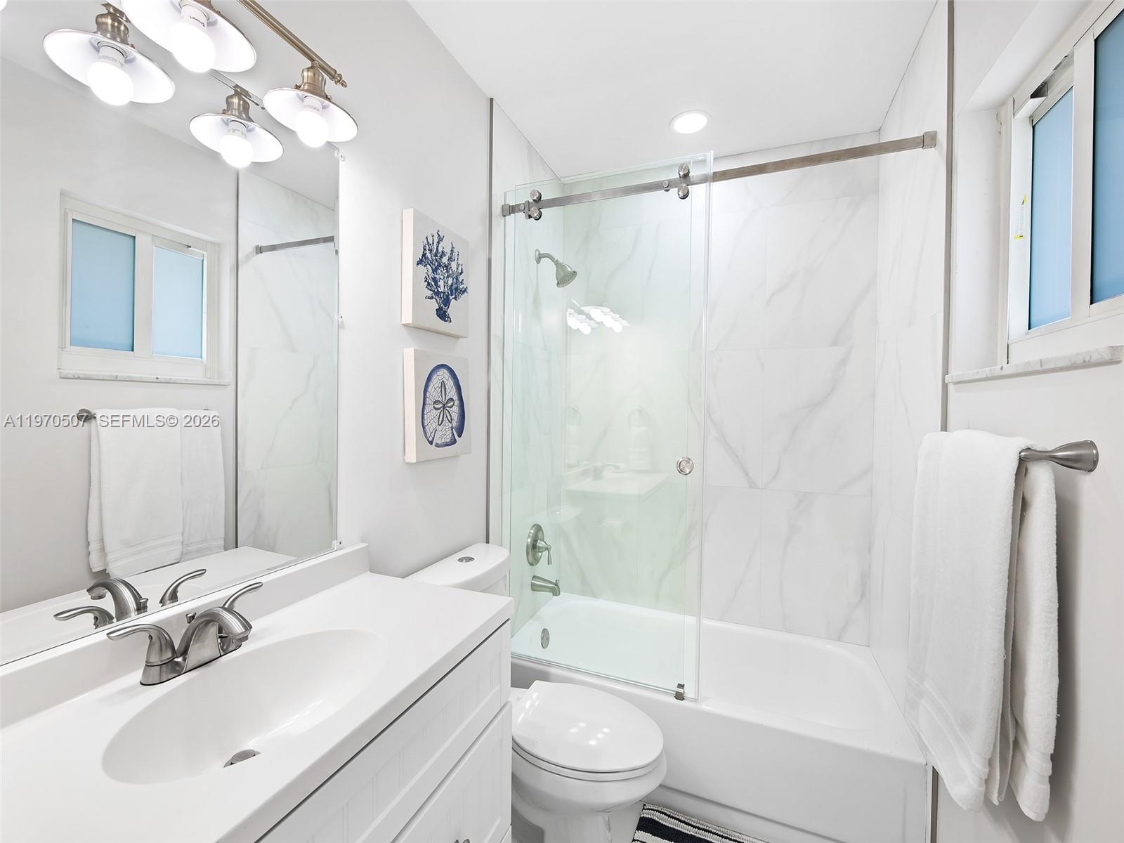   /  4032 кв.футов $ 2026-02-23 0 Фото