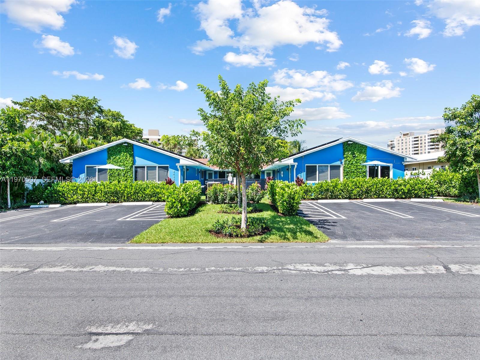   /  4032 кв.футов $ 2026-02-23 0 Фото