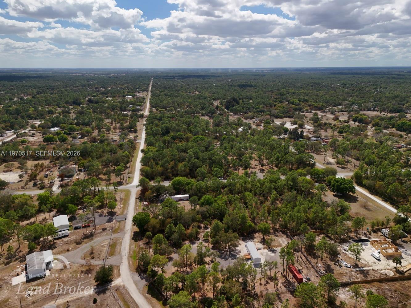   /   кв.футов $ 2026-02-23 0 Фото