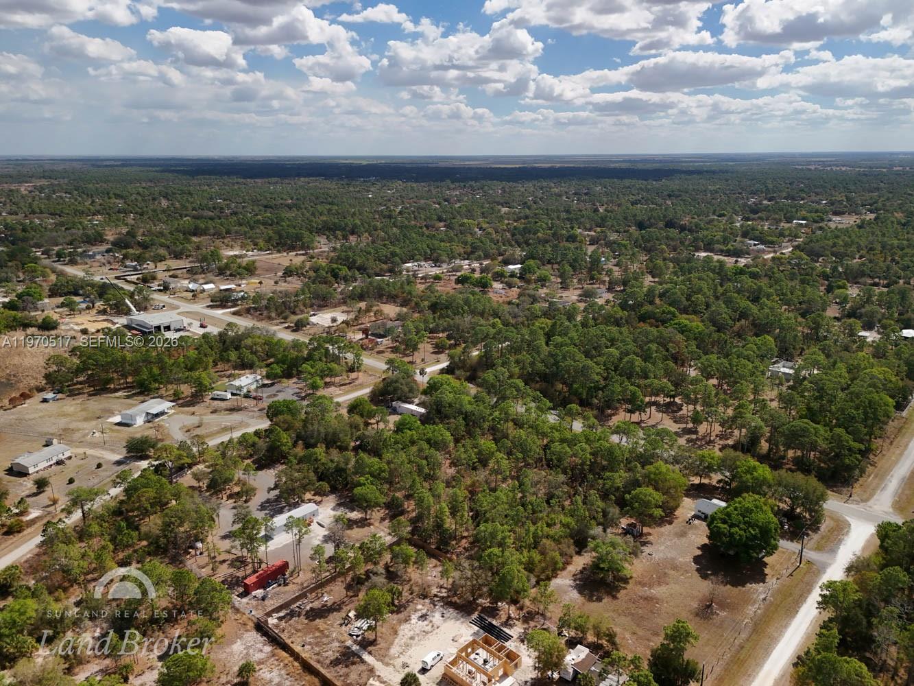   /   кв.футов $ 2026-02-23 0 Фото