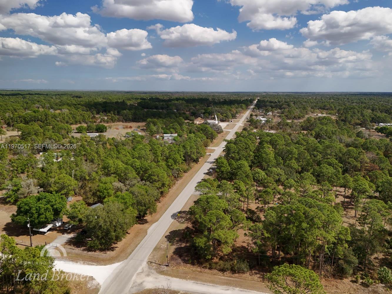   /   кв.футов $ 2026-02-23 0 Фото