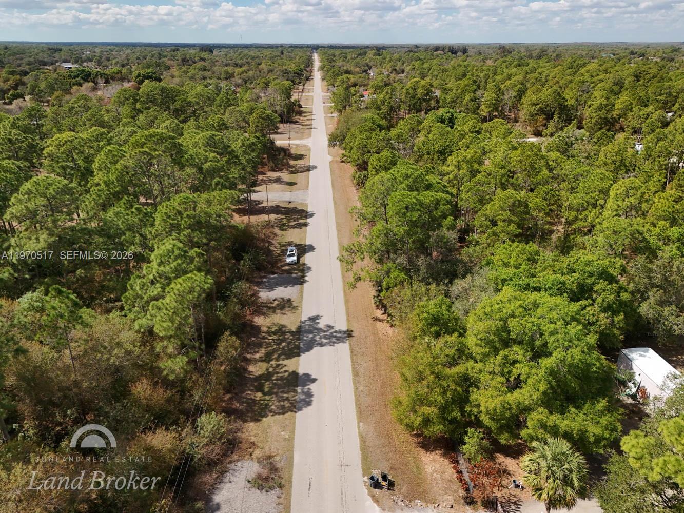   /   кв.футов $ 2026-02-23 0 Фото